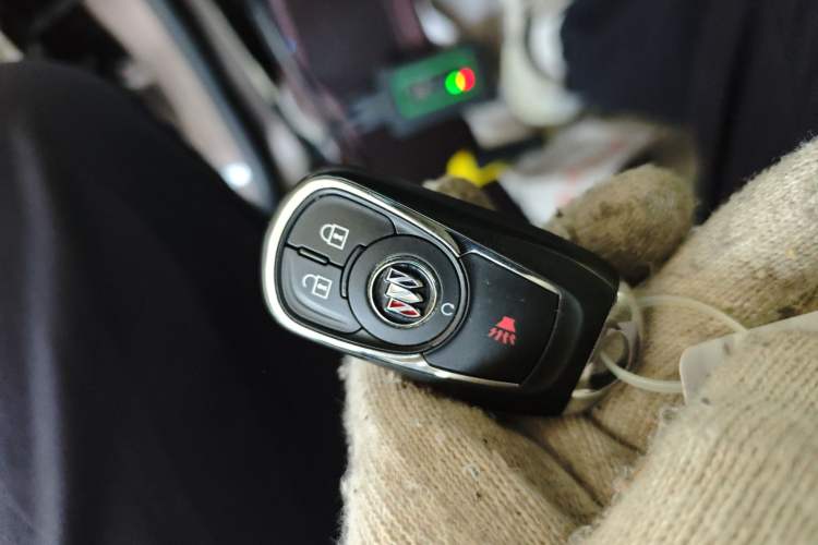 Used Buick GL8 2022 Land Cruiser Executive Class 652T Comfort Model
