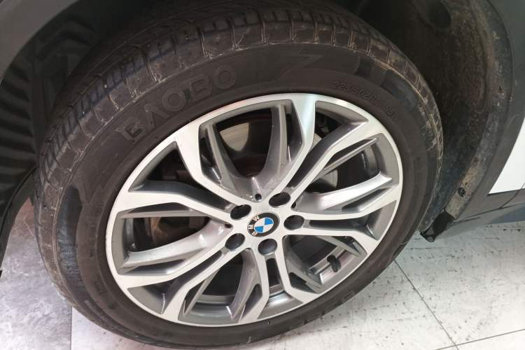 Used BMW X1 2018 sDrive20Li Leading Model