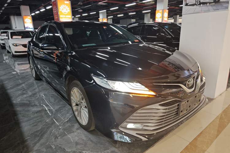 Used Toyota Camry 2019 2.5G Luxury Edition China VI Standard
