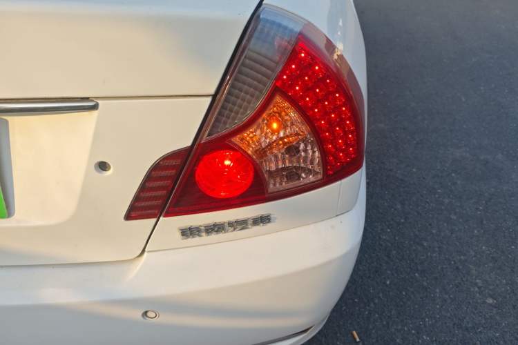 Used Mitsubishi Lancer 2015 1.6L Manual LeGou Edition
