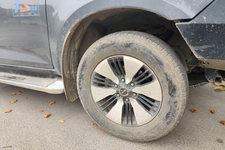 Used Isuzu D-MAX 2021 1.9T Automatic 4x4 Diesel Global Huan Dong RZ4E
