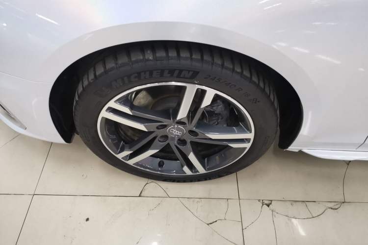 Used Audi A4L 2020 40 TFSI quattro Luxury Dynamic Model
