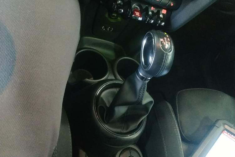 Used  MINI 2016 1.5T COOPER Five-Door Edition
