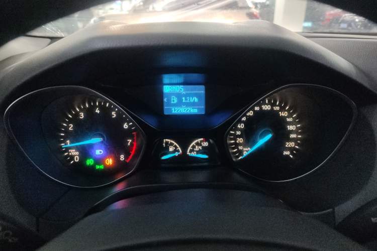 Used Ford Focus 2015 Sedan 1.6L Automatic Trend Model
