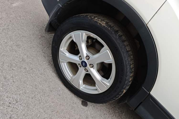 Used Ford Kuga 2017 EcoBoost 180 Two-Wheel-Drive Tiger Leap Model