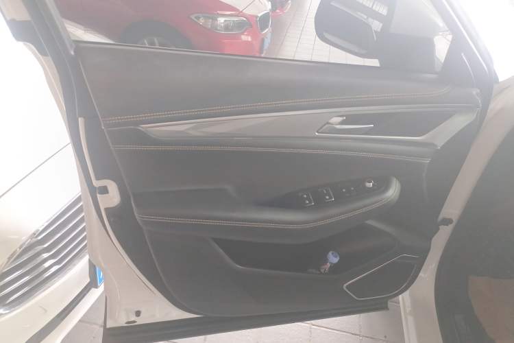 Used Changan CS85 COUPE 2019 2.0T Automatic Version China V Standard
