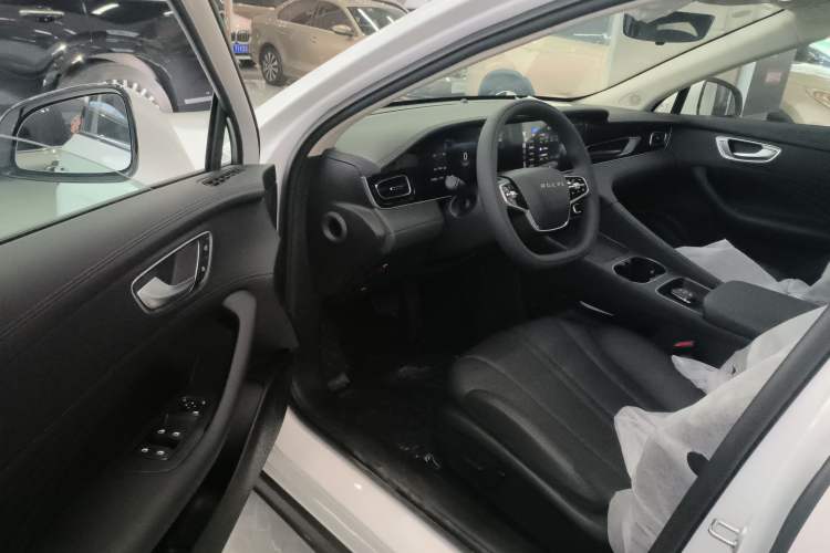 Used Roewe D7 2025 DMH 125km World Champion Edition
