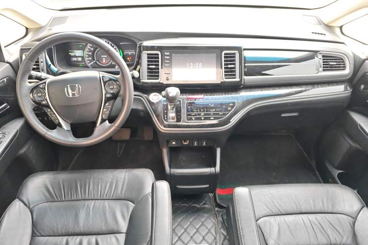 Used Honda Elysion 2019 2.0L Hybrid Luxury Edition
