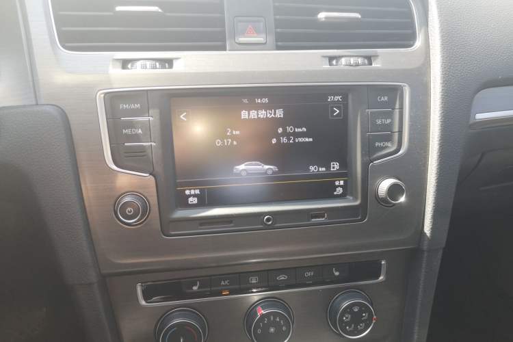 Used Volkswagen Golf 2016 230TSI Automatic Luxury Version
