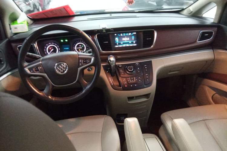 Used Buick GL8 2017 25S Luxury Version China V Standard
