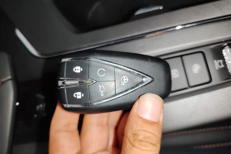 Used Changan X5 PLUS 2024 1.5T DCT ZhiZun Version
