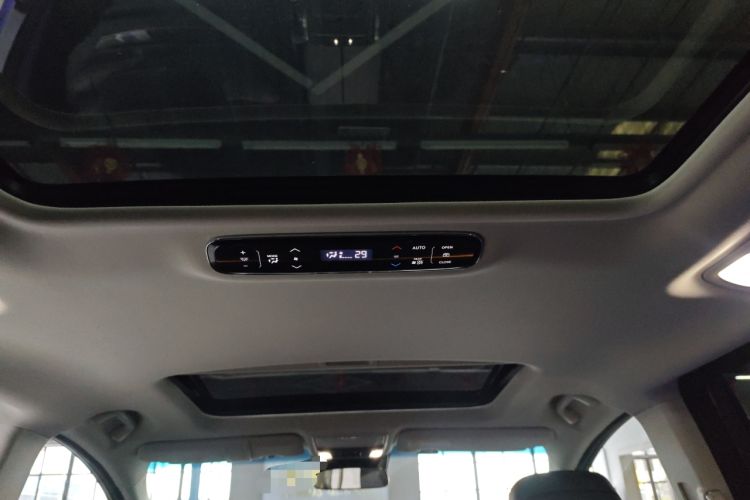 Used Honda Elysion 2024 2.0L eHEV Luxury Edition