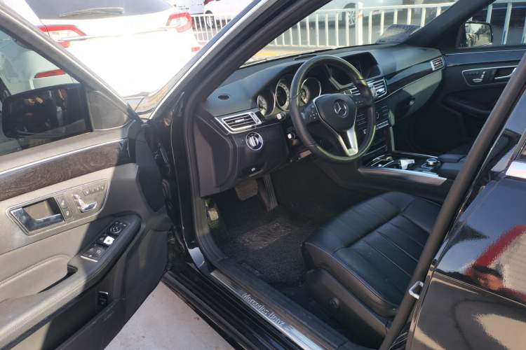 Used Mercedes-Benz E-Class 2015 Restyled E 260 L Sport Edition
