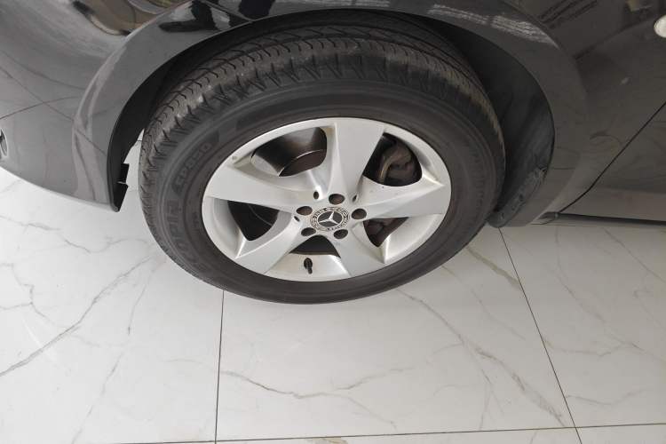 Used Mercedes-Benz Vito 2018 2.0T Elite Version 7 Seats China VI Emission Standard