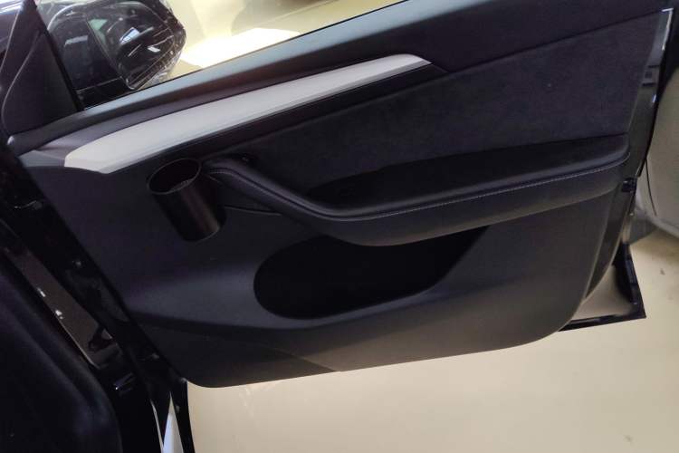 Used Tesla Model Y 2021 Performance High-Performance All-Wheel-Drive Version
