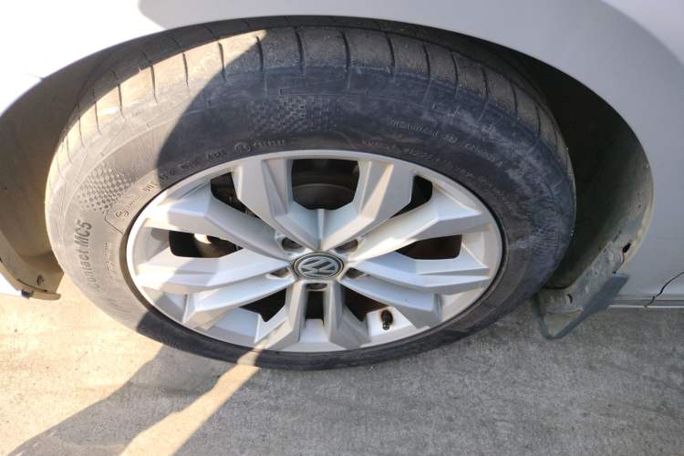 Used Volkswagen Magotan 2018 330TSI DSG Luxury Model