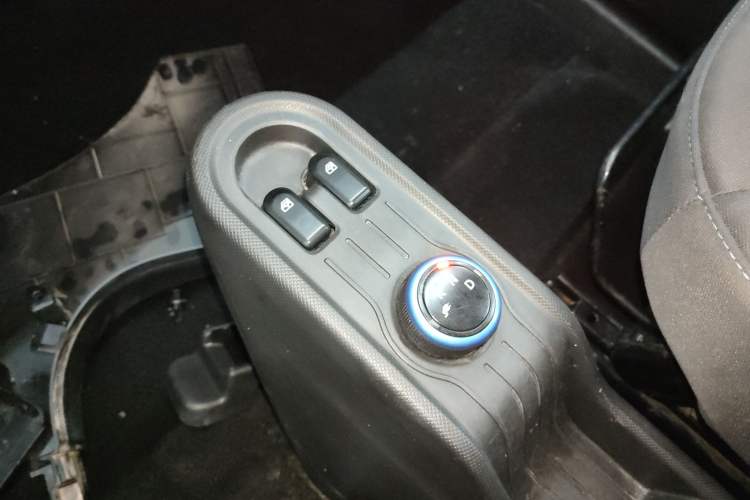 Used Wuling Hongguang MINIEV 2021 Macaron Premium Model – Lithium Iron Phosphate
