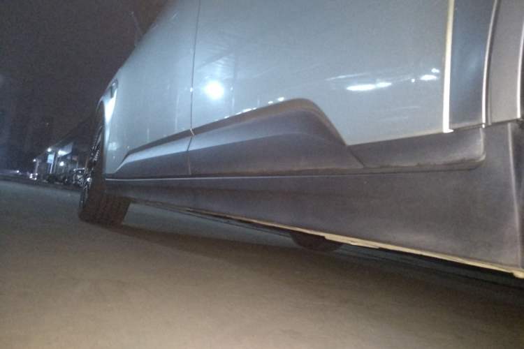 Used AION Y 2022 70 Tech Edition Lithium Iron Phosphate
