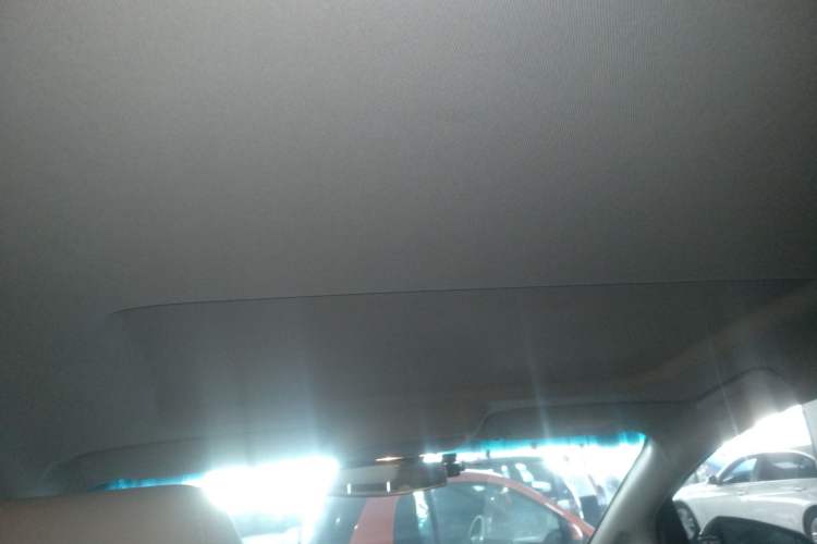 Used Buick GL8 2023 Land Executive Class Comfort Model
