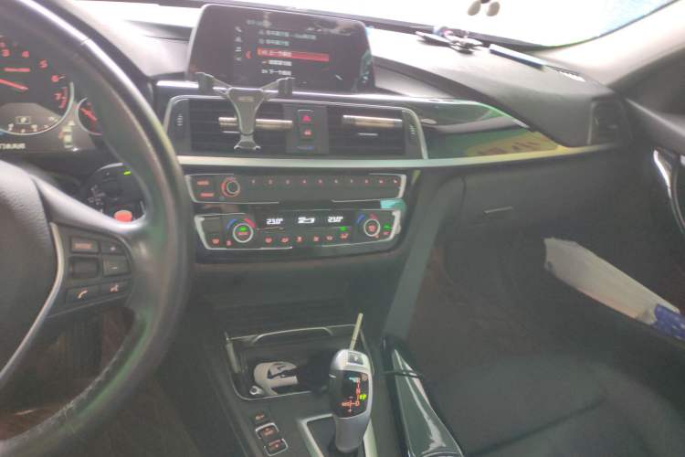 Used BMW 3 Series 2018 320Li Fashion Model
