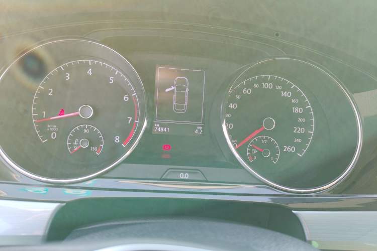 Used Volkswagen Lamando 2015 280TSI DSG Comfort Edition
