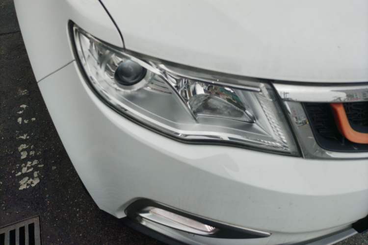 Used Geely Auto Emgrand X7 Sport 2016 1.8TD Automatic ZhiShang Model
