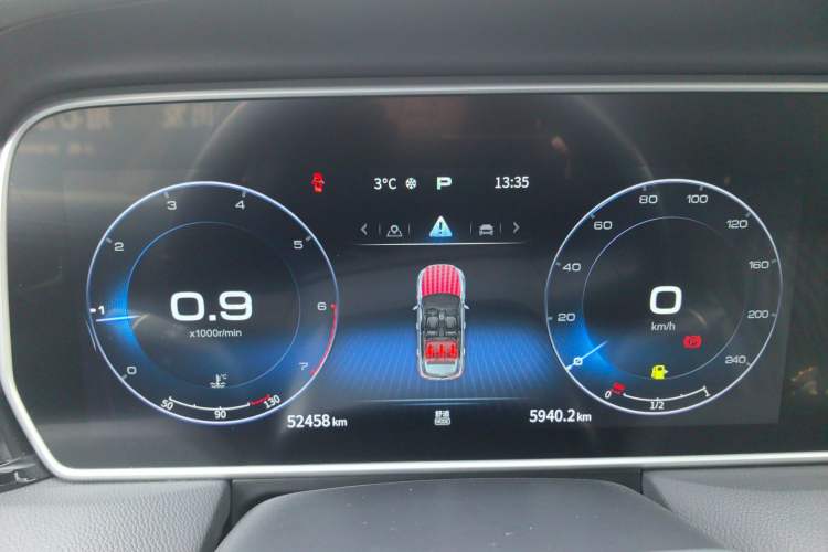 Used Hongqi HS5 2022 Facelifted Version 2.0T Smart Connect Flagship All-Wheel-Drive Edition
