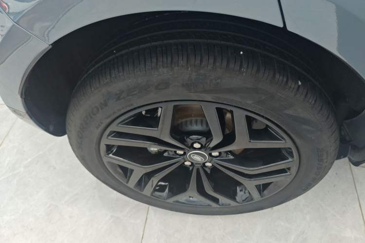 Used Land Rover Range Rover Evoque 2020 249 PS R-DYNAMIC S First-Edition Sport Custom Edition
