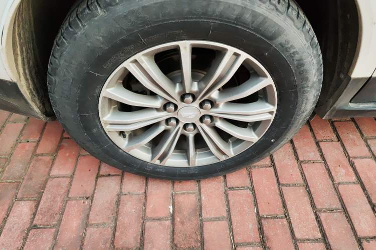 Used Cadillac XT5 2018 25T Luxury Model