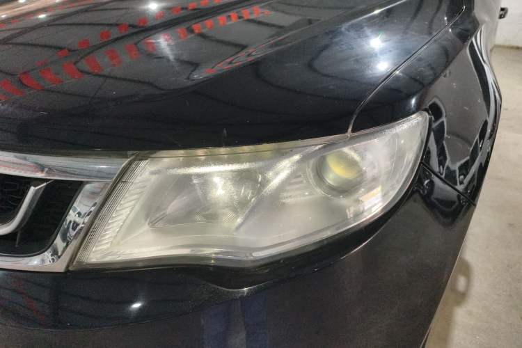 Used Geely Auto Emgrand X7 Sport 2016 2.0L Manual Smart Connect Version
