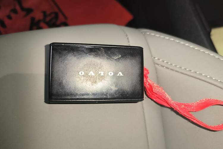 Used Volvo EX30 2025 Rear-Drive Long-Range Version Ultra