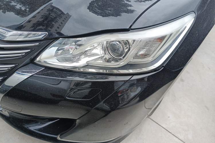 Used Toyota Crown 2015 2.5L Smart Edition
