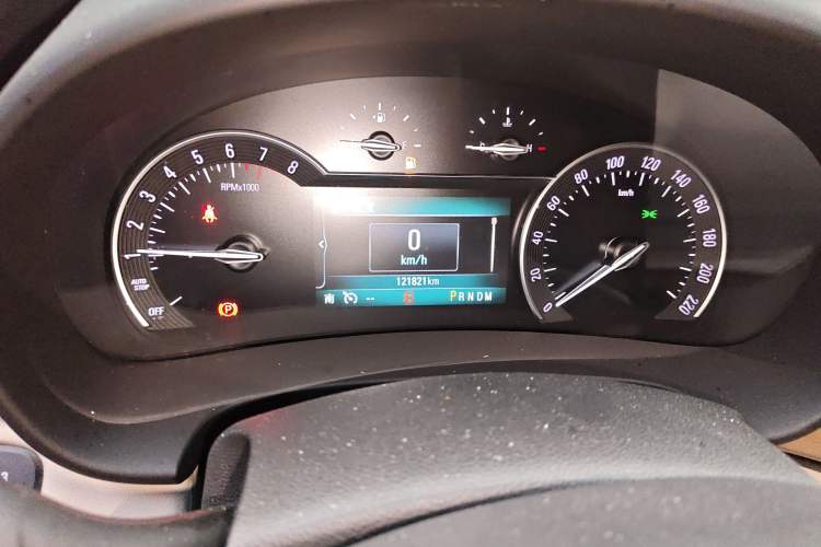 Used Buick GL8 2017 ES 28T Comfort Model China V Standard
