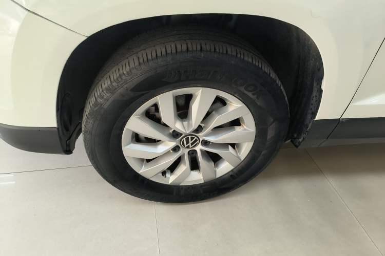 Used Volkswagen Tharu 2021 280TSI Two-Wheel Drive Trend Edition
