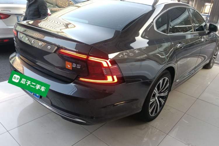 Used Volvo S90 2021 B5 Zhiyuan Luxury Edition