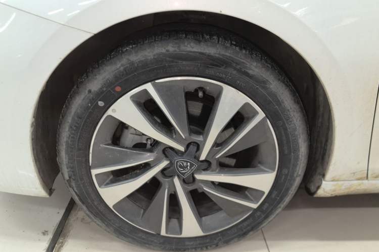 Used Peugeot 408 2022 1.6T Light-Chasing Edition
