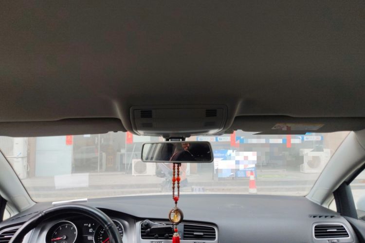 Used Volkswagen Golf 2016 1.6L Automatic Fashion Model