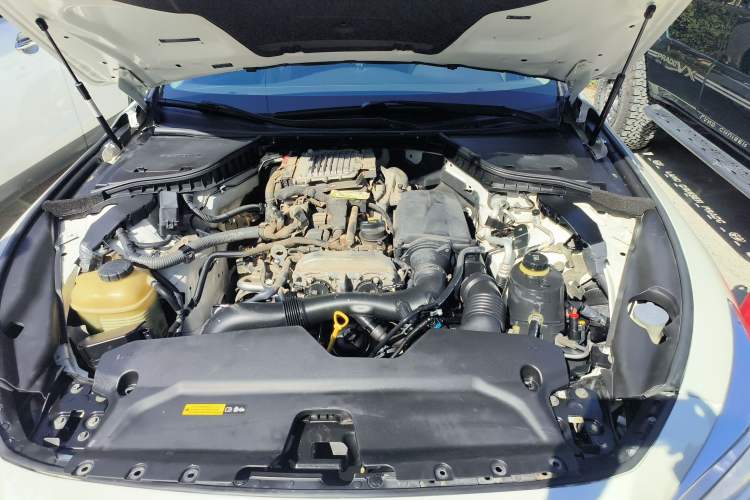 Used Infiniti Q50 2014 2.0T Comfort Edition
