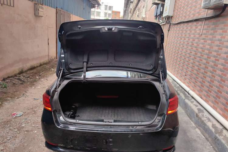 Used Toyota Crown 2015 2.0T Fashion Edition