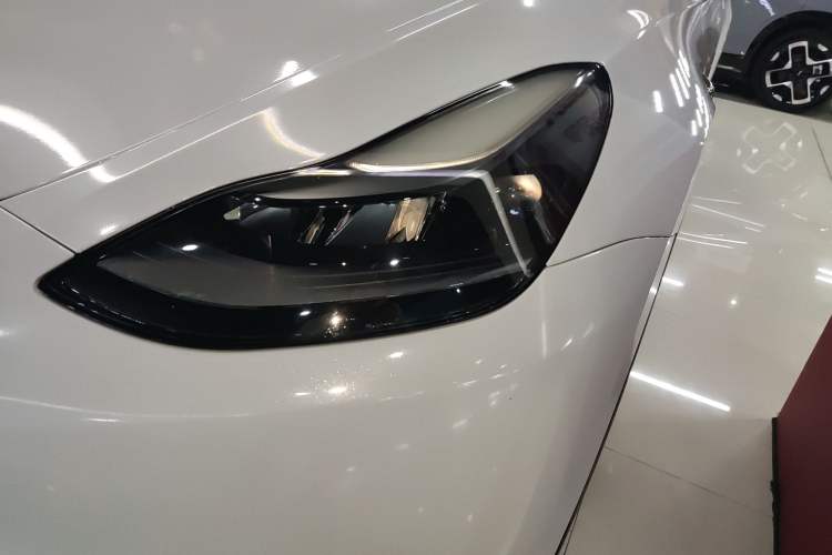 Used Tesla Model Y 2022 Rear-Wheel-Drive Version
