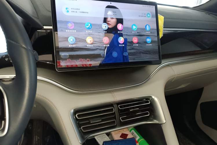 Used BYD Song PLUS New Energy 2024 HONOR Edition DM-i 110km Flagship PLUS
