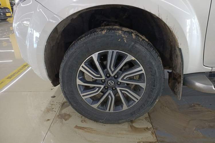 Used Nissan Terra 2020 2.5L XL Upper Automatic Two-Wheel Drive Luxury Edition
