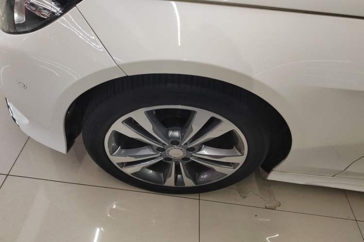 Used Mercedes-Benz E-Class 2015 E 260 L Sport Edition
