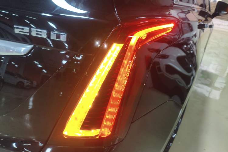 Used Cadillac XT5 2021 28T Luxury Version
