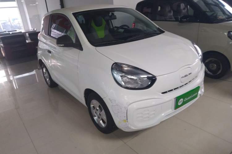 Used Roewe Clever 2021 302 km New Four-Seater Super-Efficient Version
