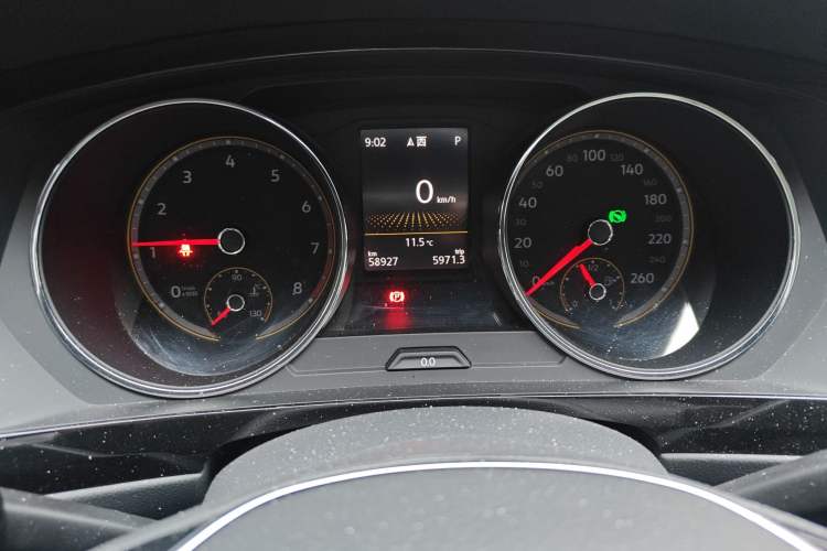 Used Volkswagen Tiguan L 2020 330TSI Automatic Two-Wheel Drive Panoramic Comfort Edition China VI Standard
