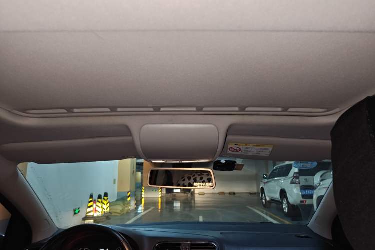 Used Volkswagen Polo 2014 1.6L Cross Polo Automatic