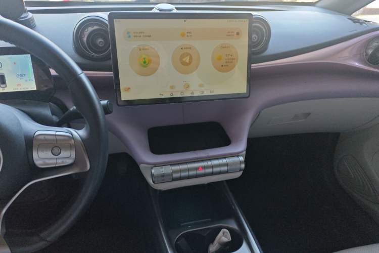 Used BYD Dolphin 2021 405 km Fashion Edition
