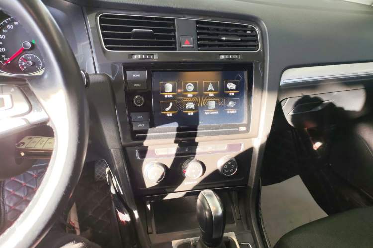 Used Volkswagen Golf 2019 200TSI DSG Comfort & Ambition Edition China VI Standard