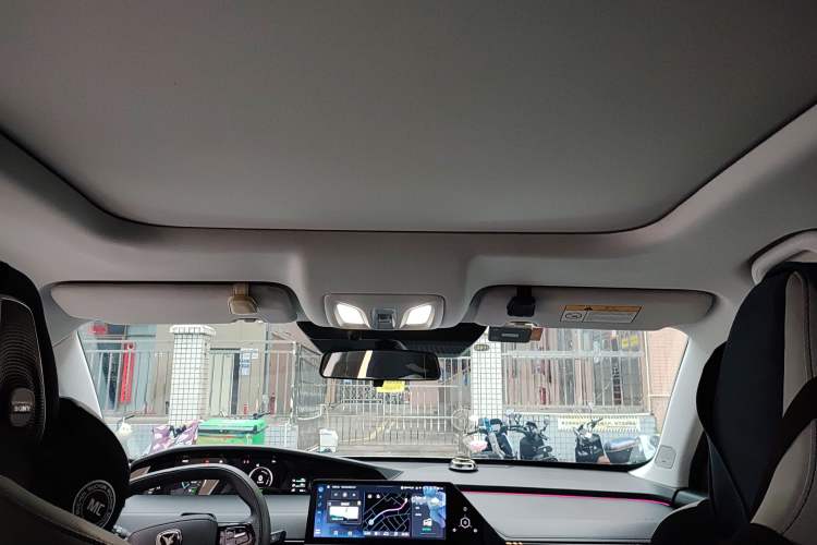 Used Changan UNI-K iDD 2022 Blue Whale iDD 130km 1.5T Prestige Model